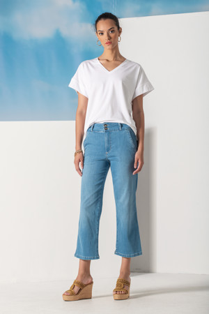 TS-133 / Casual fit / White